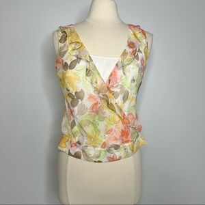 Loft floral print sleeveless ruffle neckline blouse, Size 6p